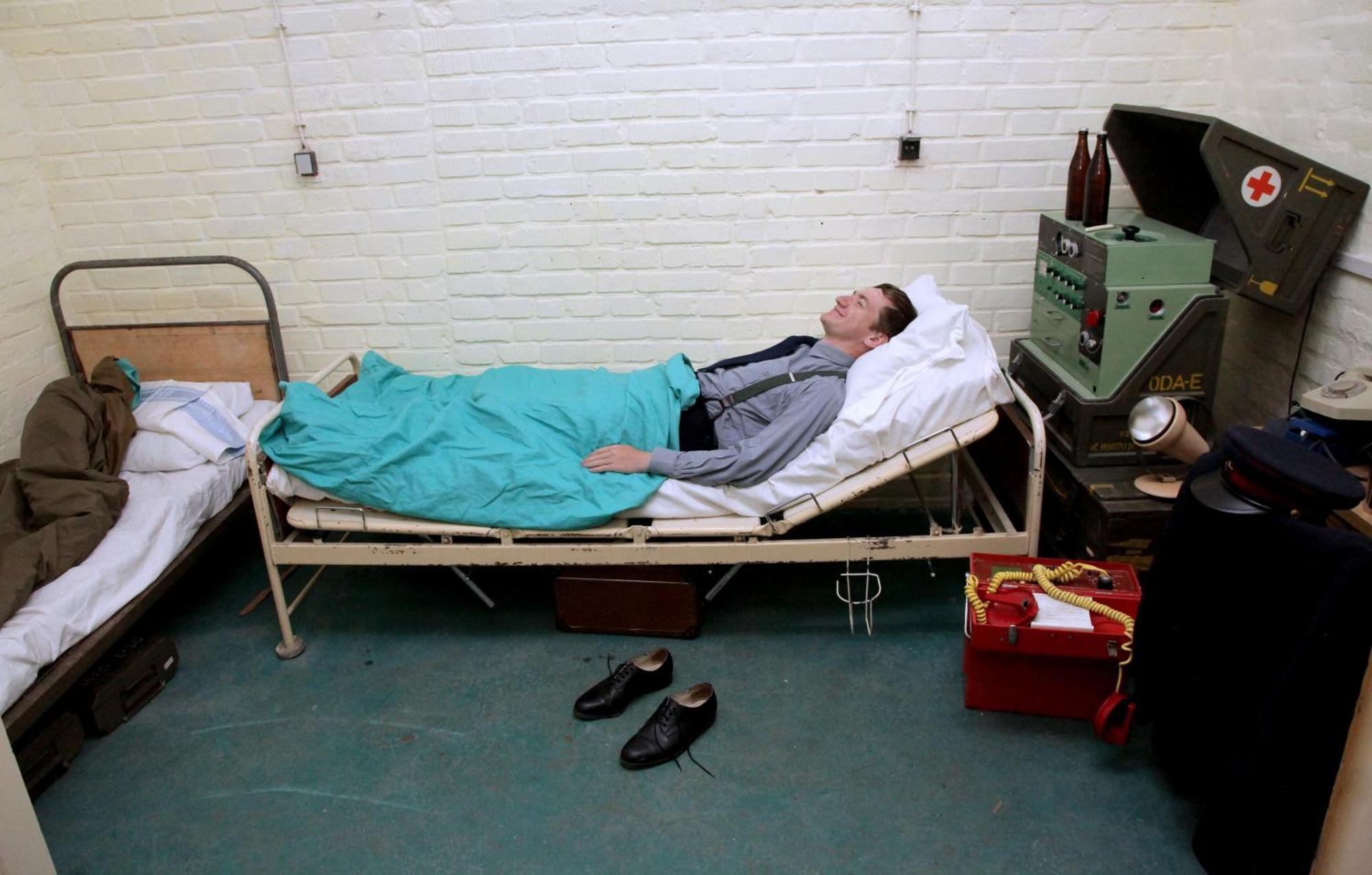 10-Z Bunker Hostel Brno Luaran gambar